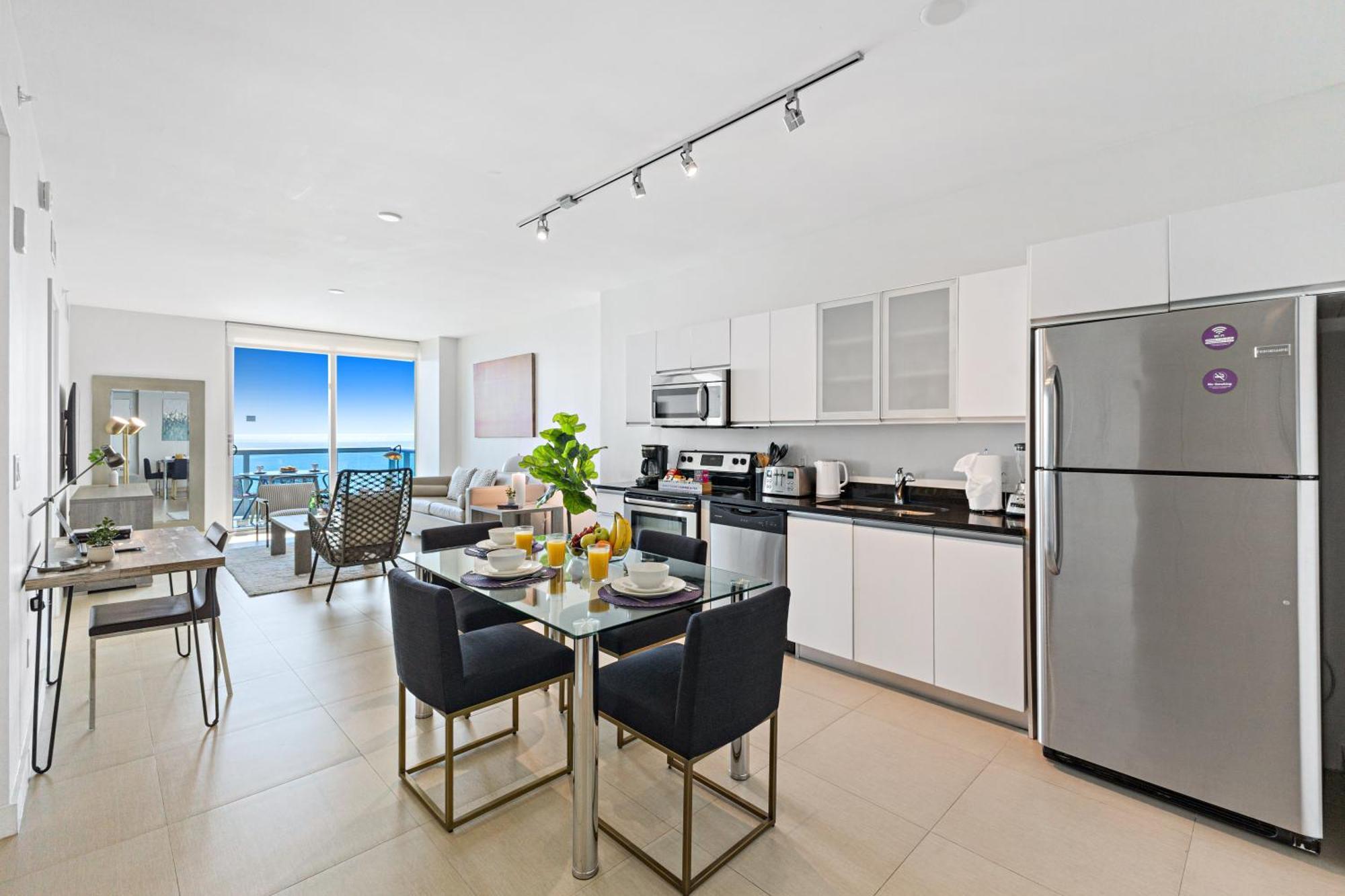 Dharma Home Suites Miami Beach At Monte Carlo Екстериор снимка