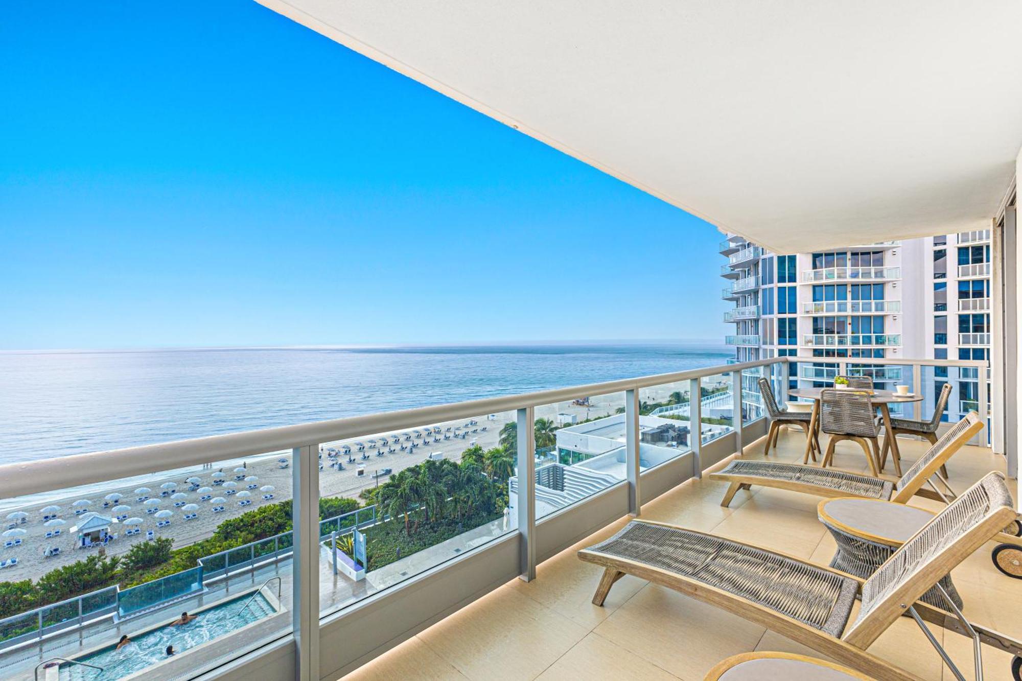 Dharma Home Suites Miami Beach At Monte Carlo Екстериор снимка