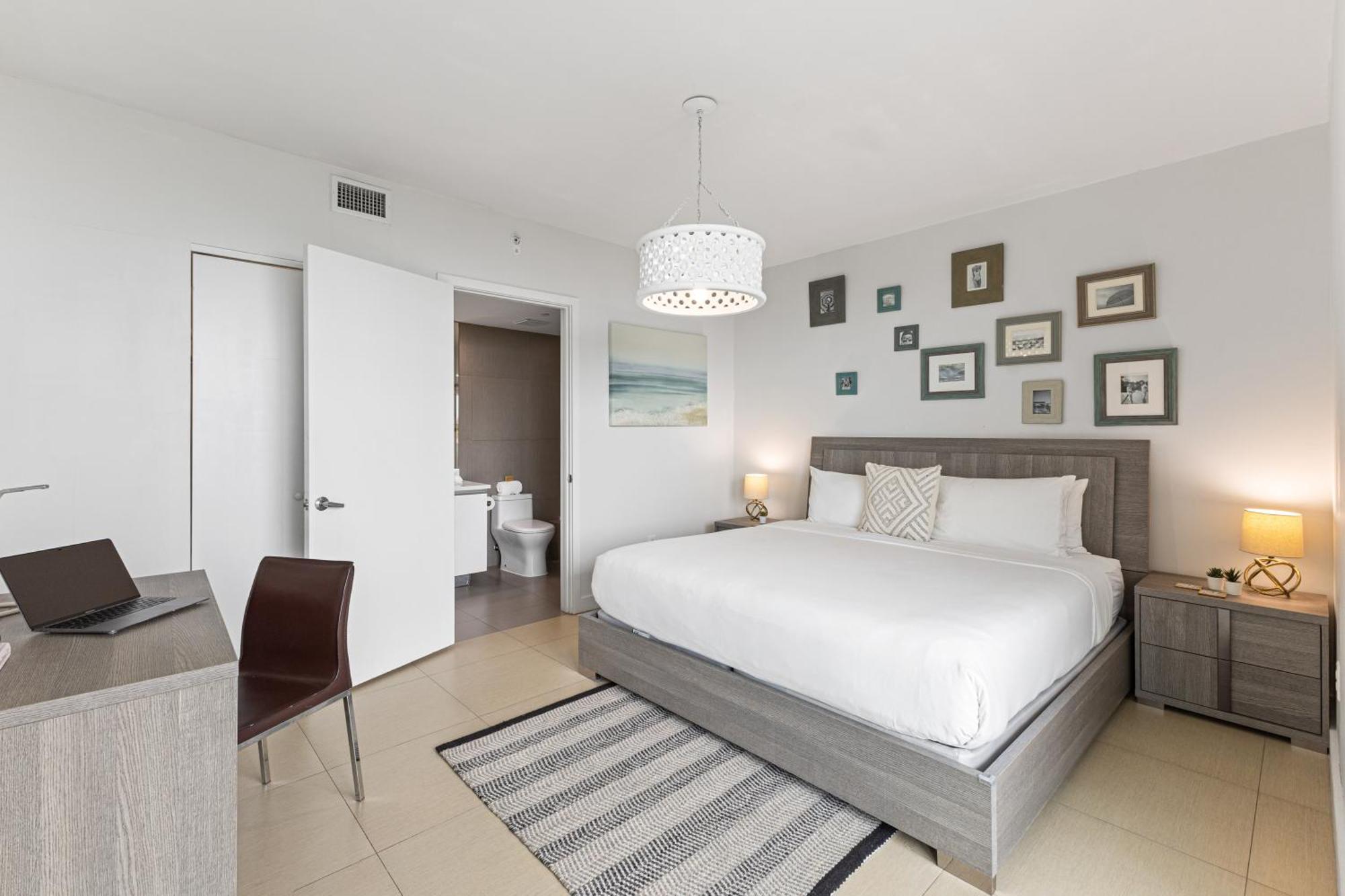 Dharma Home Suites Miami Beach At Monte Carlo Екстериор снимка